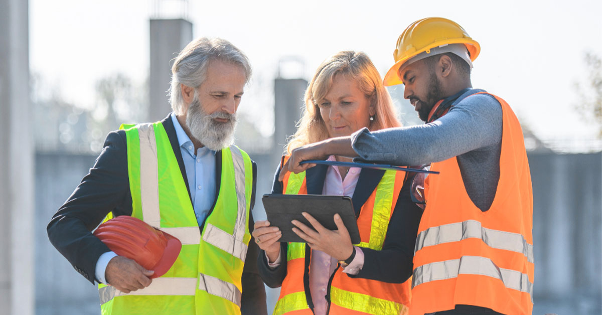 Construction team using Nialli Visual Planner on-site
